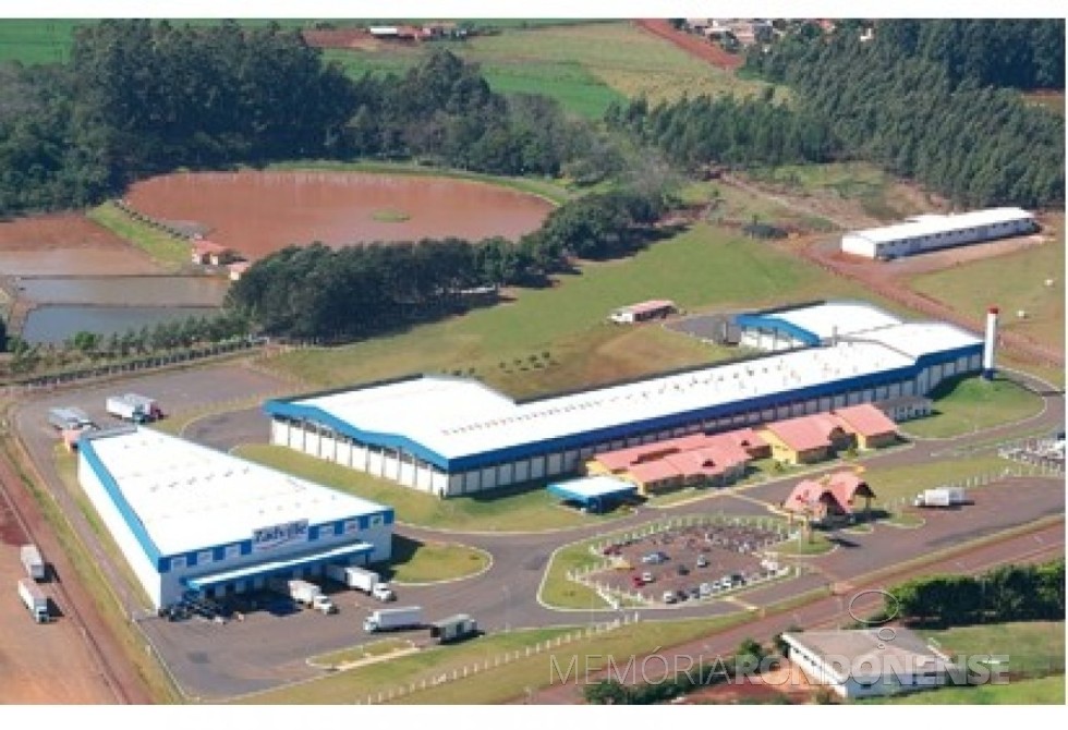 || Complexo industrial de biscoitos da Faville, na cidade de Marechal Cândido Rondon, que teve a falência decretada em 07 de outubro de 2013.
Imagem: Acervo Sintrinal - FOTO 5 - 