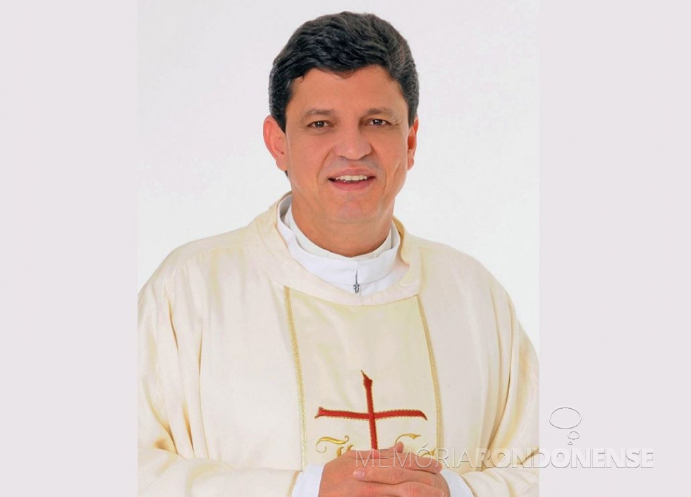 || Padre Sérgio Augusto Rodrigues, que assumiu a Matriz Católica Sagrado Coração de Jesus, em fevereiro de 2021.
Imagem: Acervo O Presente - FOTO 19 -