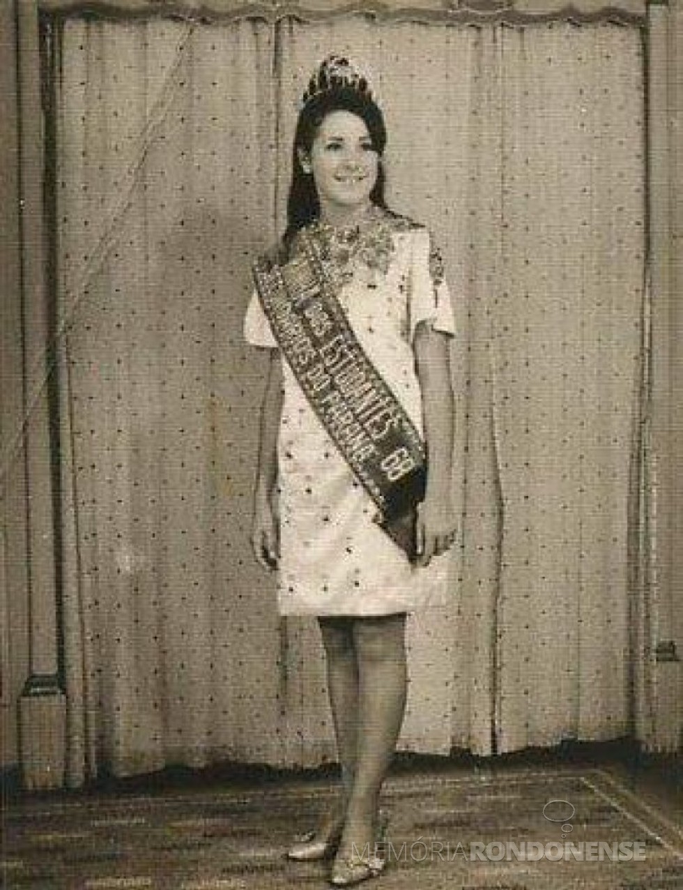 || Miriam Lúcia Fernandes Mazzaferro eleita Rainha dos Estudantes Secundaristas do Paraná 1968, em janeiro de 1968.
Imagem: Acervo pessoal - FOTO 4 - 