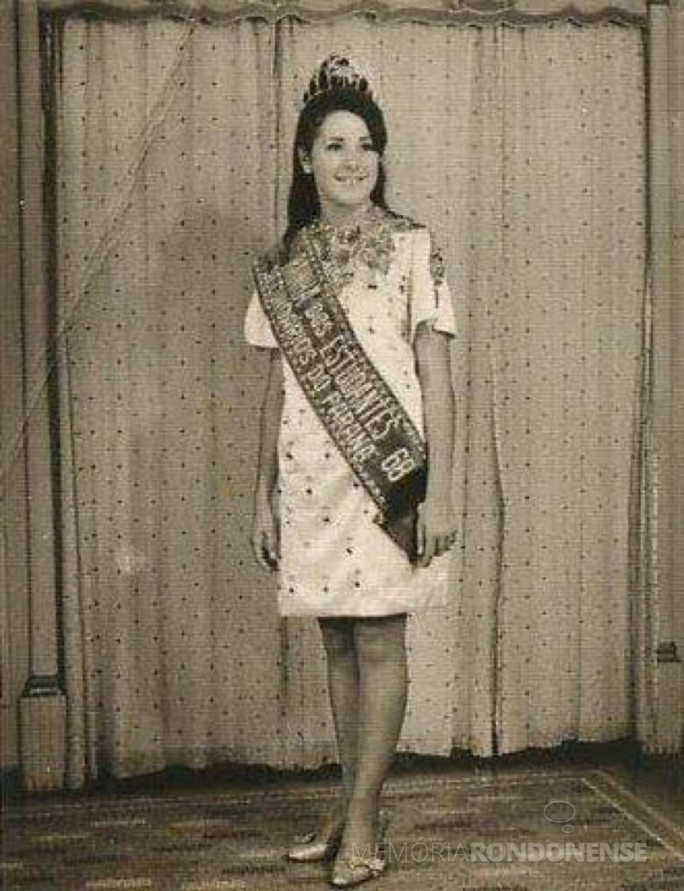 || Miriam Lúcia Fernandes Mazzaferro eleita Rainha dos Estudantes Secundaristas do Paraná 1968, em janeiro de 1968.
Imagem: Acervo pessoal - FOTO 3 -