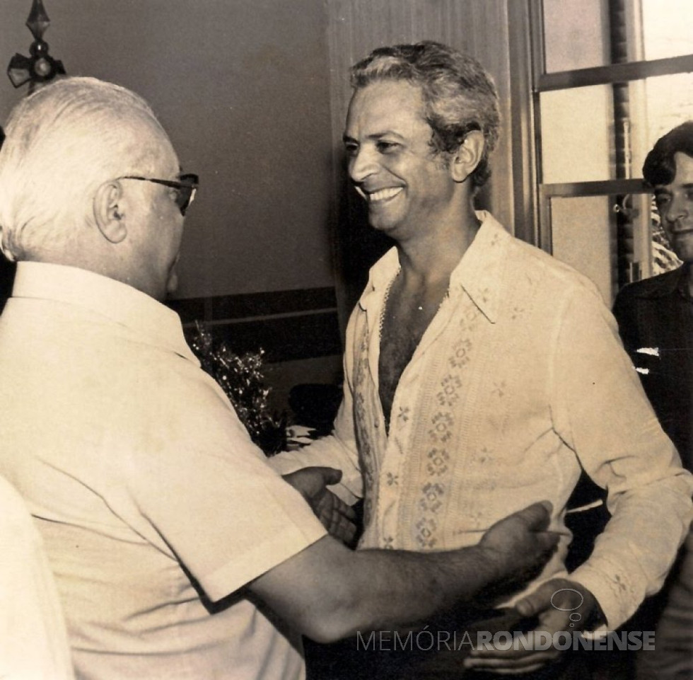 || Fernando Fontana, professor, empresário e advogado, que palestrou em Marechal Cândido Rondon, em final de junho de 1987.
Imagem: Maringá Histórica - FOTO 7 -