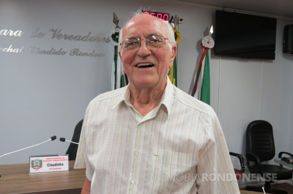|| Pastor Valdemar Martin que chegou de mudança em Marechal Cândido Rondon, em fevereiro de 1978.
Imagem: Acervo CM-MCR - Crédito: Cristiano Marlon Viteck - FOTO 1 -