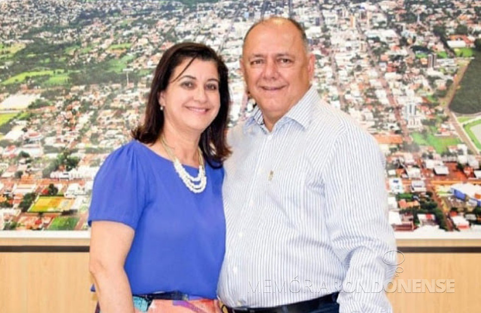 || Marlene Schiavinato com o esposo José Carlos, ela falecida em março de 2021.
Imagem: Acervo O Presente - FOTO 23 -