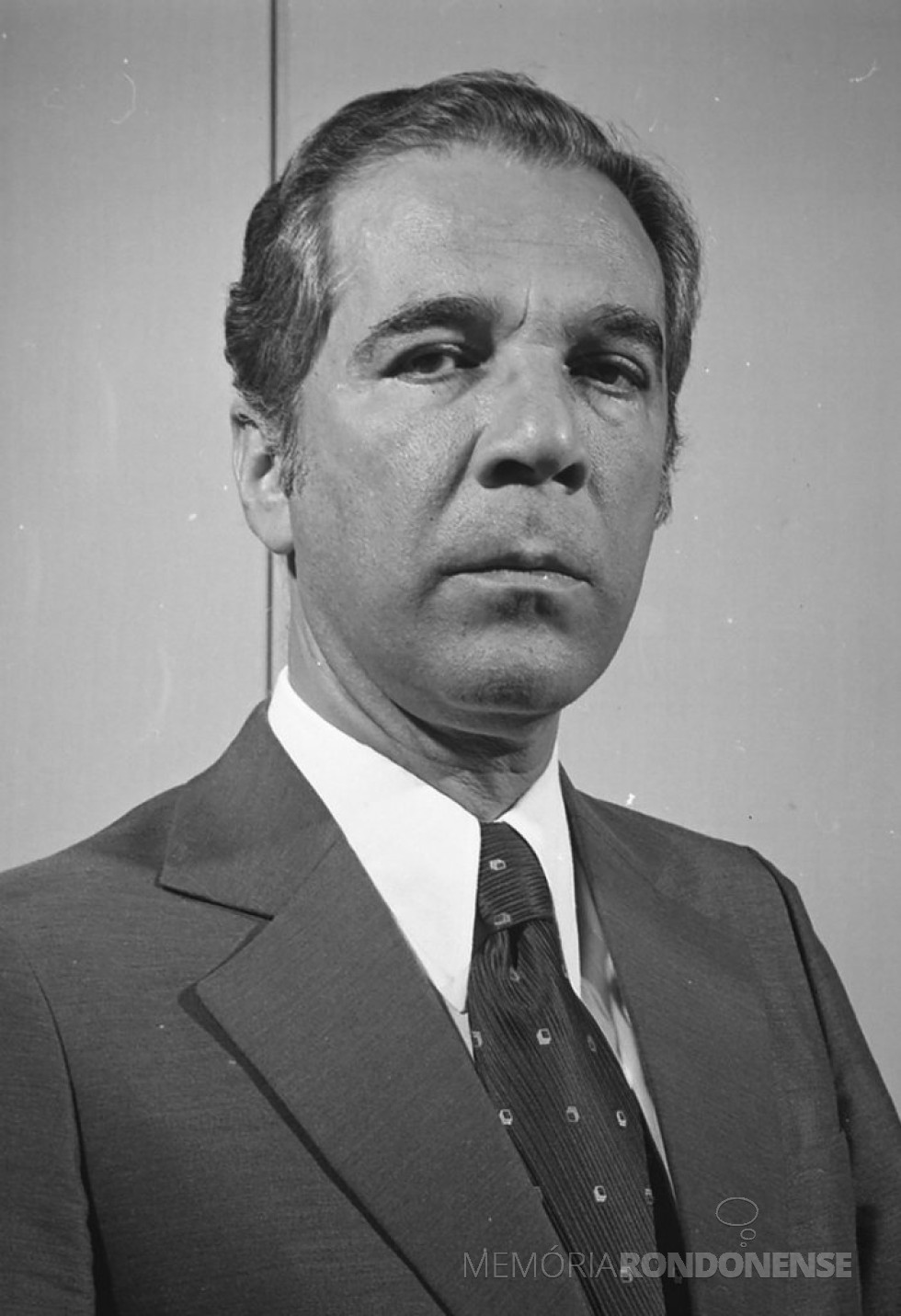 || Ney Braga, natural da cidade da Lapa (PR), que tomou posse como 45º governador do Paraná, em março de 1979.
Imagem: Acervo Arquivo Nacional - FOTO 9 -