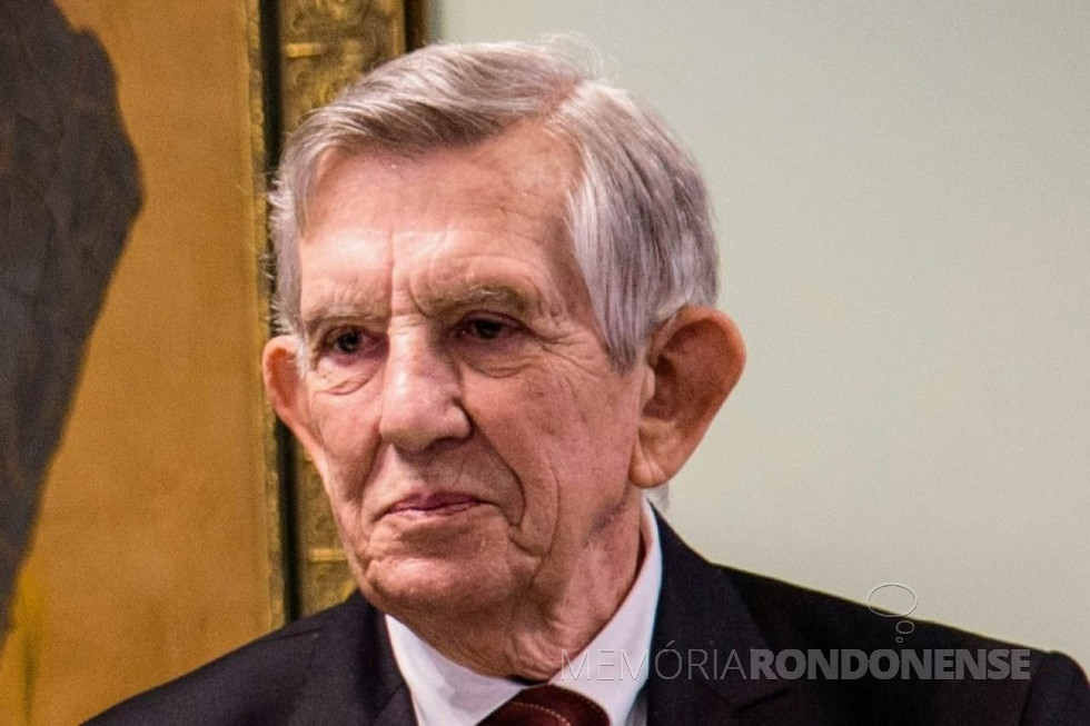 || Euclides Girolamo Scalco, ex-chefe da Casa Civil do Presidente da República, Fernando Henrique Cardoso e ex-diretor -geral brasileiro da Itaipu Binacional, falecido em março de 2021.
Imagem: Acervo Goiás Mais - FOTO 20 -