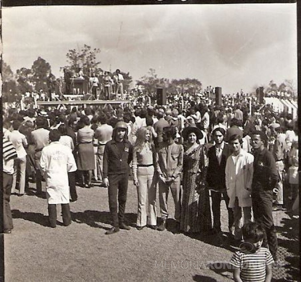 || Inauguração da TV Tibagi, em Apucarana, de propriedade de Paulo Pimentel,  em 1969. 
Imagem: Acervo JWS  - FOTO 6 - 