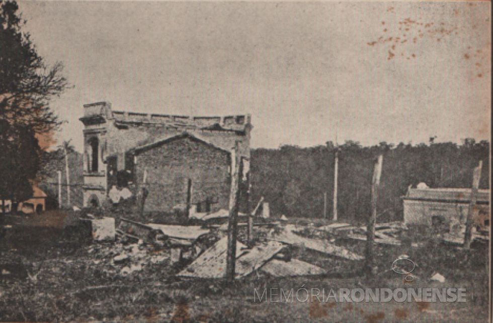 || Instalações de Puerto Artaza, de propriedade de Julio T. Allica, queimadas pelas tropas revolucionárias paulistas e gaúchas.
Imagem: Acervo livro