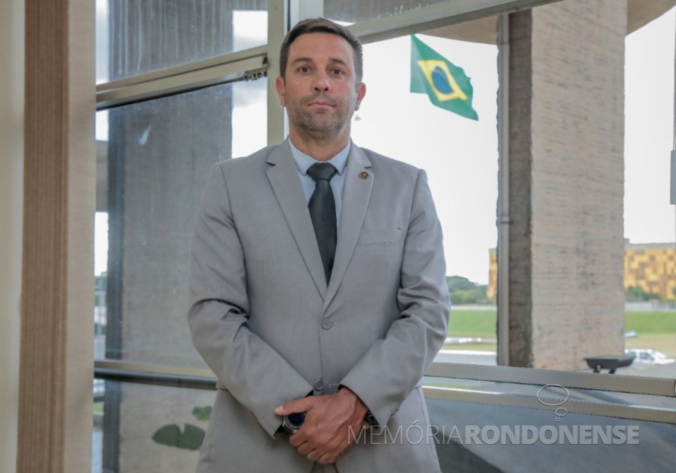 || Tenente-coronel Saulo de Tarso Sanson Silva, da Polícia Militar do Estado do Paraná (PMPR), que assumiu o CGFRON do Ministério daJustiça, em abril de 2021.
Imagem: Acervo O Presente - FOTO 15 -