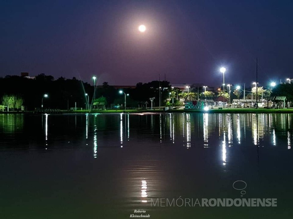 || Lua cheia em Marechal Cândido Rondon, em imagem captada pelo fotógrafo rondonense Roberto Kleinschimidt, em 23 de julho de 2021 - FOTO 27 -