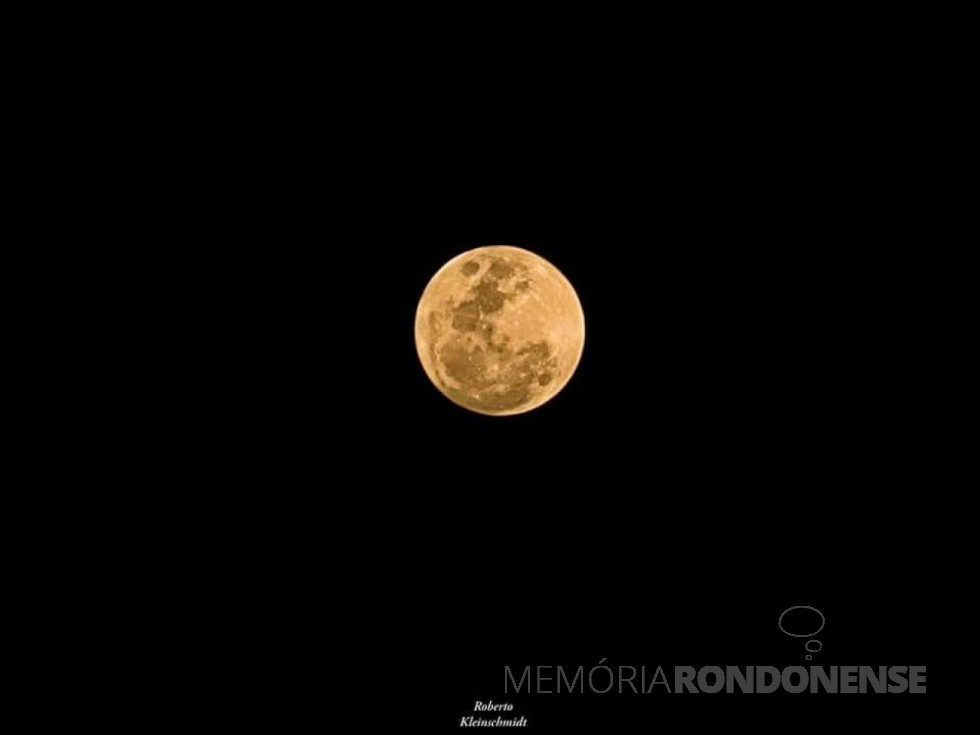 || Outro momento da Lua Cheia em Marechal Cândido Rondon, no dia 23 de julho de 2021.
Imagem: Acervo e crédito de Roberto Kleinschmidt - FOTO 32 -
