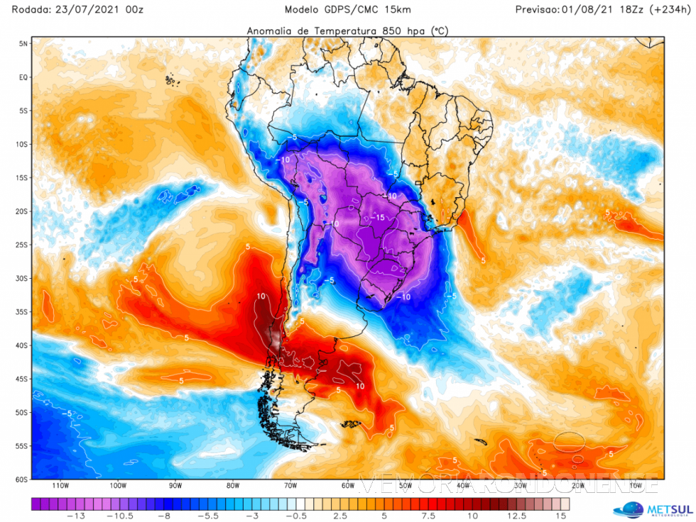 || Mapa meteorológico da empresa gaúcha Metsul mostrando o deslocamento da massa polar (em roxo) para o Brasil, em 22 de julho de 2021.
Imagem: Acervo da empresa referida - FOTO 23 -