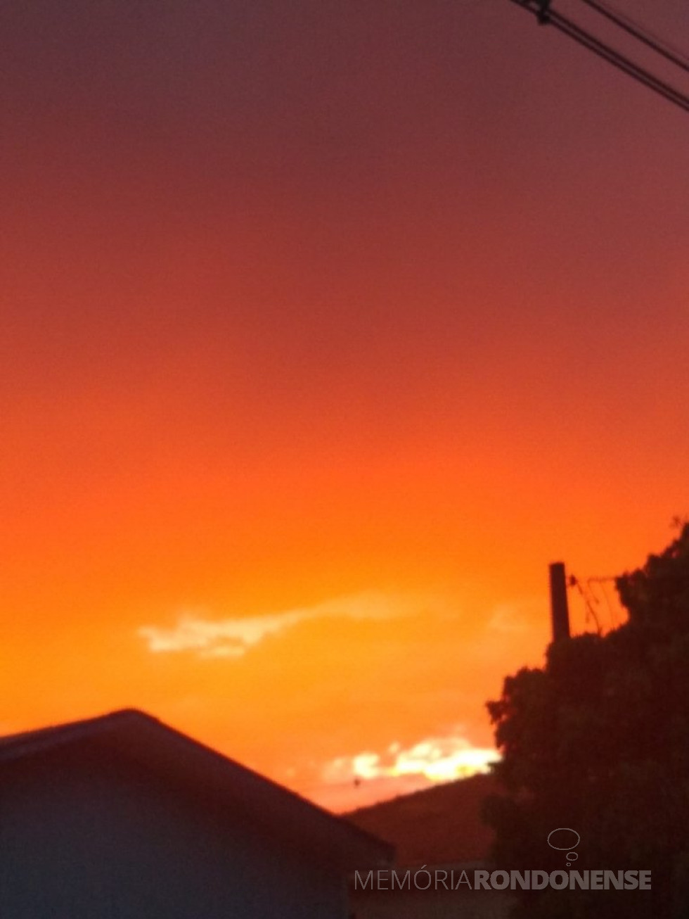 || Amanhecer em Marechal Cândido Rondon no dia 21 de julho de 2021.
Imagem: Acervo e crédito de Ilda Bet - FOTO 26-