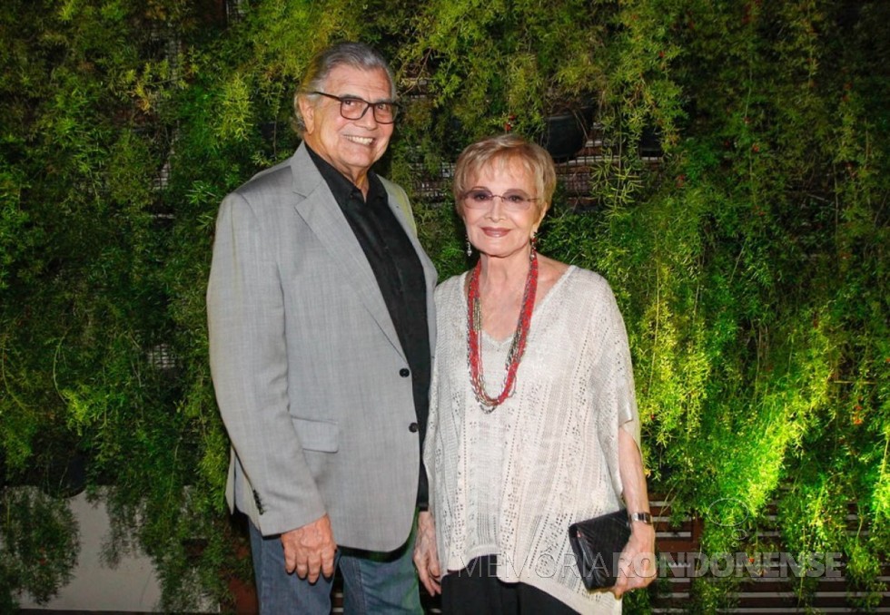|| Ator Tarcísio Meira com a esposa, atríz Glória Menezes, ele falecido em agosto de 2021.
Imagem: Acervo G1/São Paulo - Crédito: Celso Tavares - FOTO 6 -