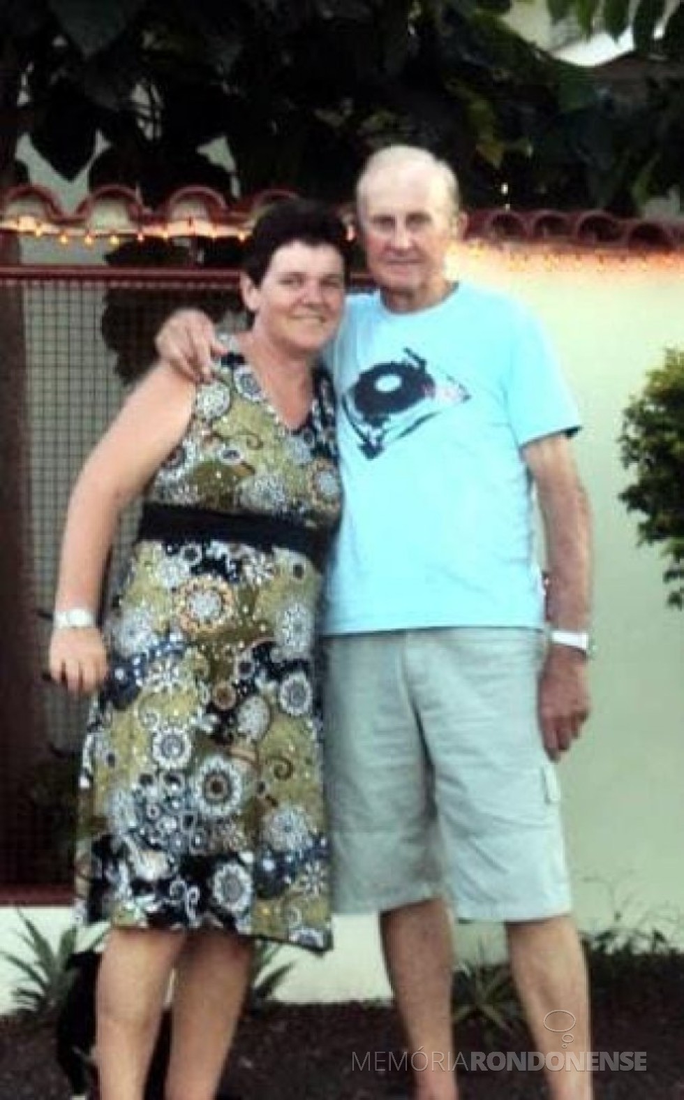 || Empresário rondonense Olímpio Hoffmann e esposa Maria de Fátima Oestreich, ele falecido em agosto de 2013.
Imagem: Acervo Chavelli Hoffmann - FOTO 16 - 