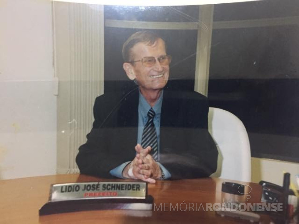 || Lidio José Schneider, 1º prefeito municipal de Mercedes, falecido em setembro de 2004.
Imagem: Acervo Divulgação - FOTO 12 -