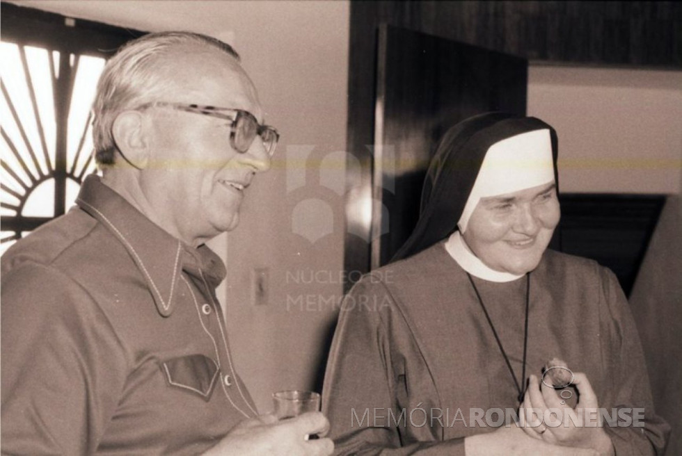 || D. Severino Kögl, religioso benedito, ex-pároco da Paroquia Nossa Senhora de Lima, de Nova Santa Rosa, falecido em fevereiro de 1994.
Imagem: Acervo Núcleo da Memória do Colégio Santa Américo (SP). Direito de uso da imagem autorizada exclusivamente para o Projeto Memória Rondonense - FOTO 4 -