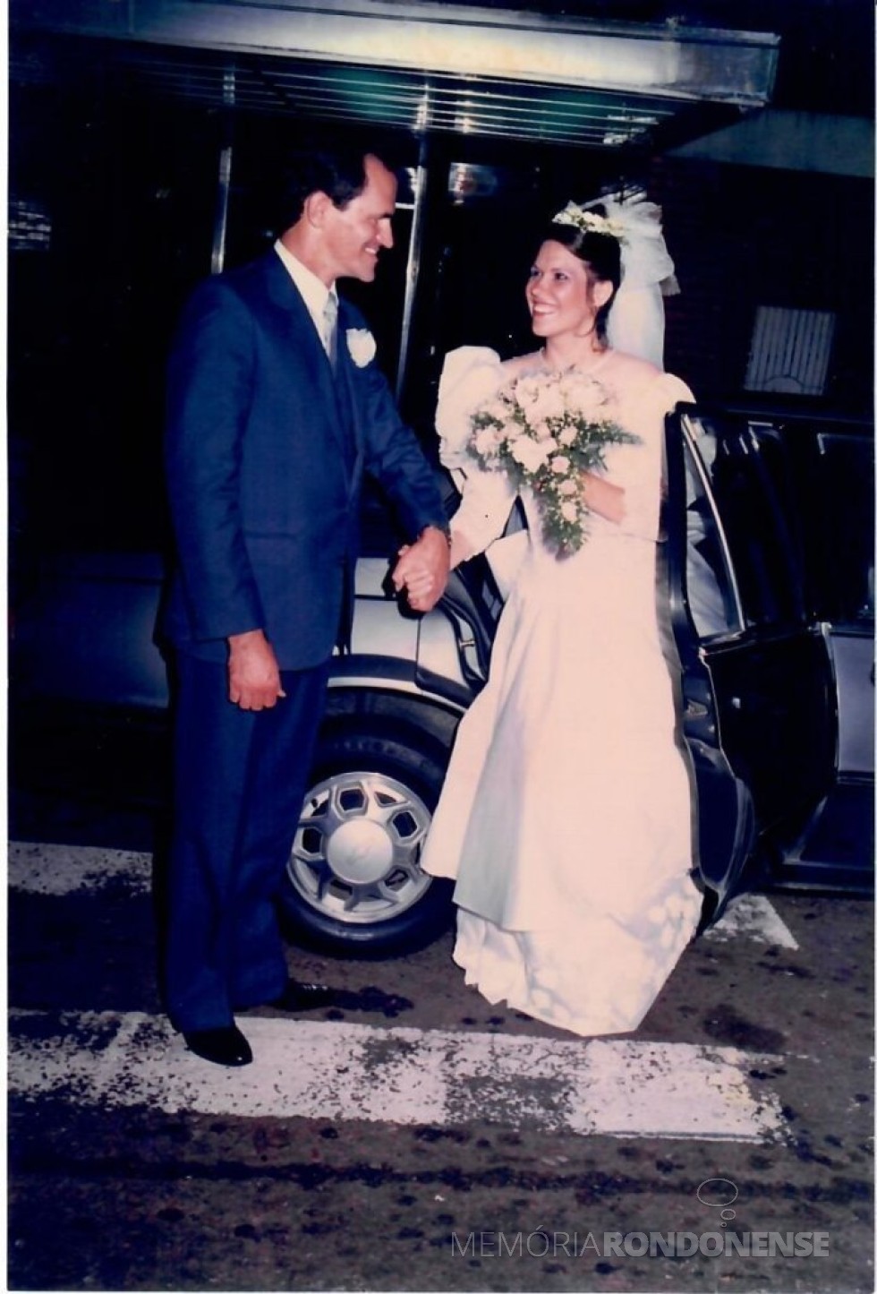 || Leila Meyer Prass e Arnold Lamb que se casaram em  março de 1987.
Imagem: Acervo do casal - FOTO 68-