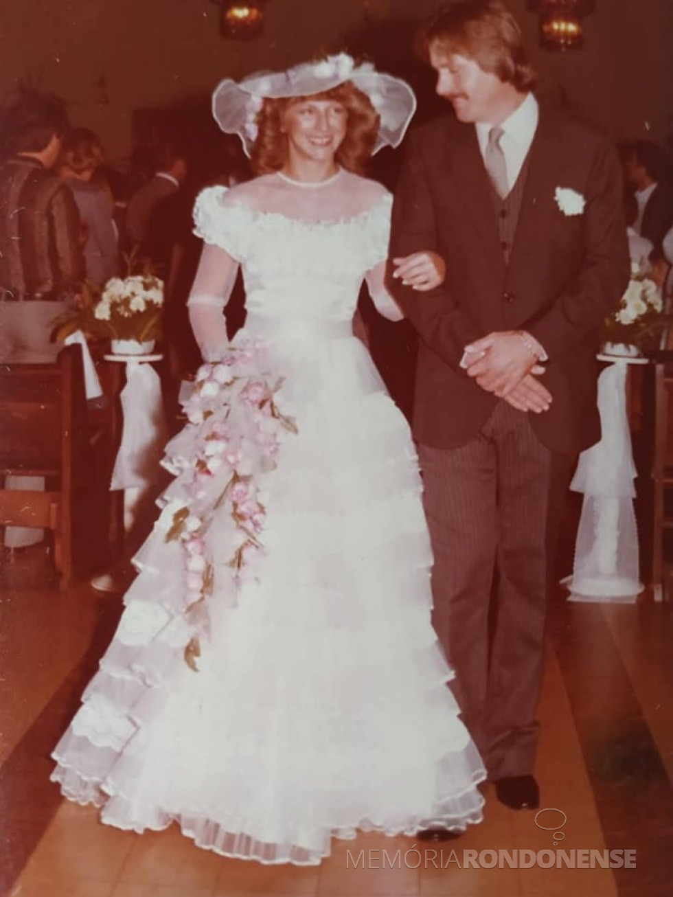 || Jovens rondonenses Margaret Krepsky e Sérgio Giordani que se casaram em maio de 1982.
Imagem: Acervo do casal - FOTO 10 -