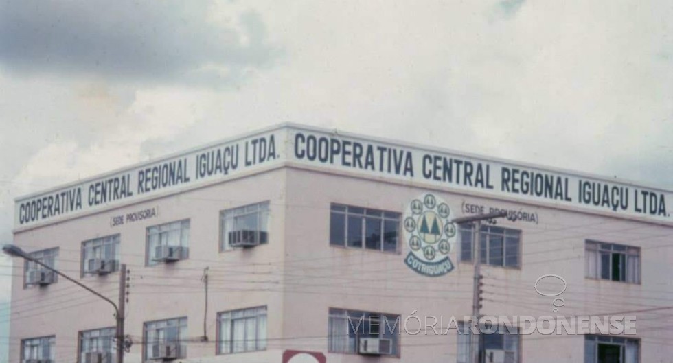 || Sede provisória da Cotriguaçu Cooperatica Central inaugurada em novembro de 1977.
Imagem: Acervo Luiz Silveira - Crédito Pietro Tebaldi - FOTO 7 -