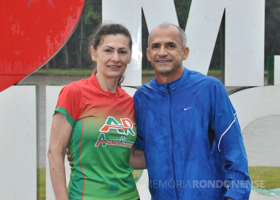 || Maratonista  Vanderlei  de  Limacom a maratonista rondonense Rosane Kozerski Kunzler  durante o evento 