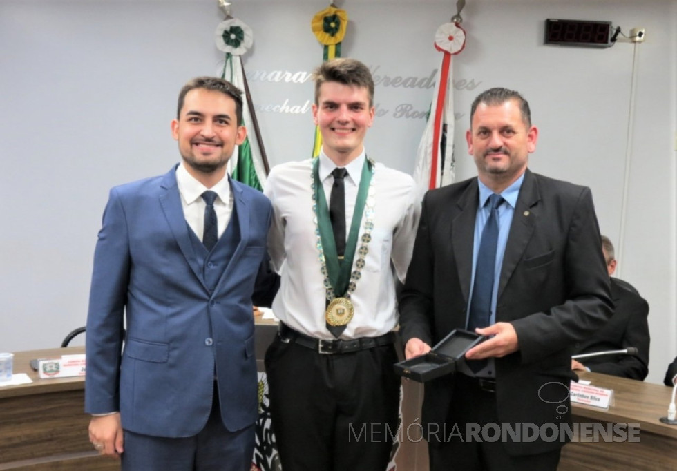 || Demoley rondonense Dhieison Giovani Gruhn agraciado com a medalha