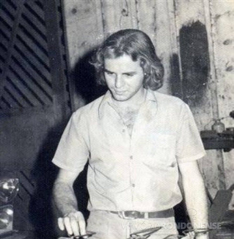 || Empresário Elio Edvino Winter que assumiu a direção da Rádio Difusora, em 16 de setembro de 1974. 
Imagem: Acervo Memória Rondon - FOTO 5 - 