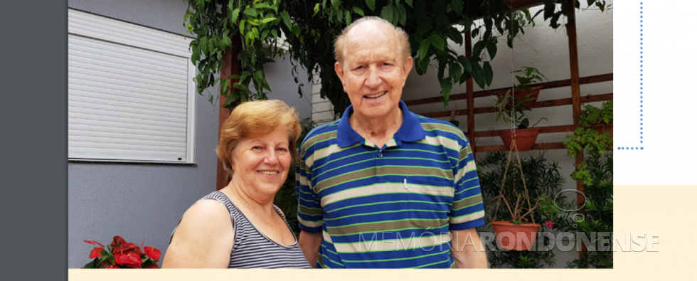 || Osmar Ranghetti com a esposa Lurdes, ele fundador do município de Santa Tereza do Oeste, em 1989.
Imagem: Acervo Comunicação Coopavel - FOTO 4 -