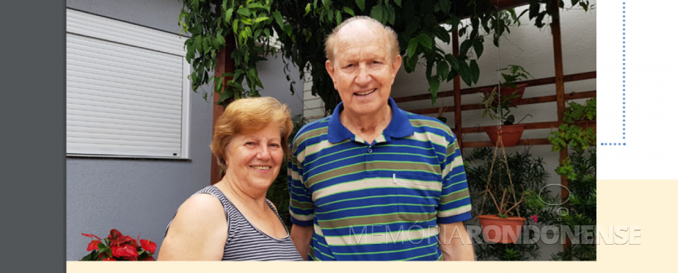 || Osmar Ranghetti com a esposa Lurdes, ele fundador do município de Santa Tereza do Oeste, em 1989.
Imagem: Acervo Comunicação Coopavel - FOTO 3 -