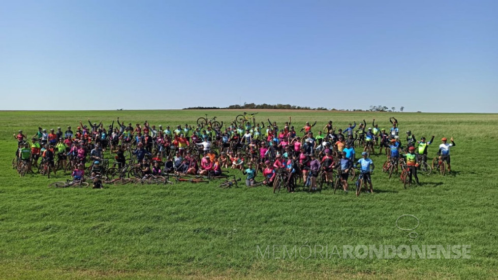 || Ciclistas participantes do Café Pedal 2022.
Imagem: Acervo ARC - 29 -