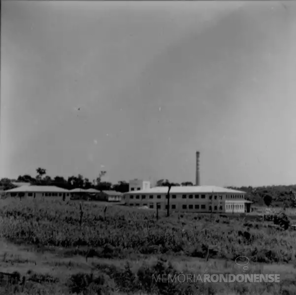 || Antiga estrutura física do extinto Frigorífico Medianeira, na cidade de Medianeira (PR), que encerrou atividades em outubro de 1978.
Imagem: ClimaOnline - FOTO  20 -