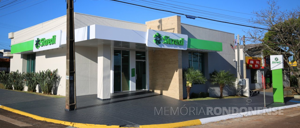 || Vista externa da agência Sicredi Aliança PR/SP, de São José das Palmeiras, reaberta em outubro de 2022.
Imagem: Acervo da cooperativa - FOTO 25 -
