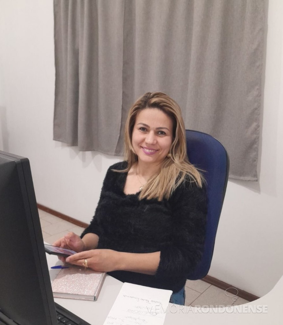 || Renata Leonidas nomeada secretária municipal de Saúde do município de Quatro Pontes, em outubro de 2022.
Imagem: Acervo Imprensa - PM-QP - FOTO 23 - 