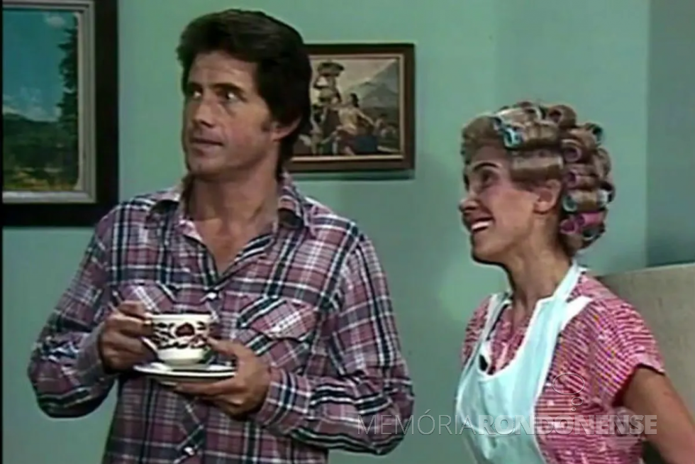 || Héctor Bonilla contracenando com a atriz Florinda Meza Garcia Gomez Bollaños, no famoso clássico