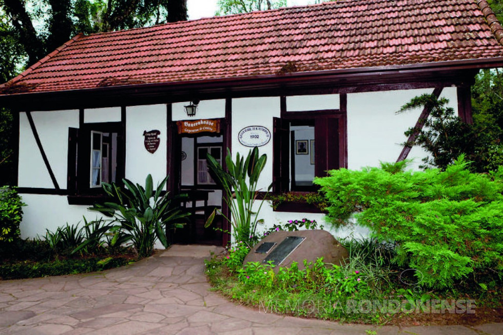 || Sede da 1ª cooperativa de crédito cooperativo do Brasil, transformado em museu, na cidade de Nova Petrópolis (RS). A cooperativa foi fundada em dezembro de 1902.
Imagem: Acervo Folha de São Paulo - FOTO 2 -