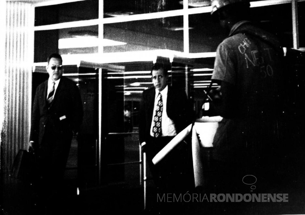 || Haroldo Leon Peres no Aeroporto de Brasília (DF), em 7 de novembro de 1971.
Imagem: Acervo BR_DFANBSB_V8_MIC_GNC_AAA_76095491_an_03, p. 70. - FOTO 6 -