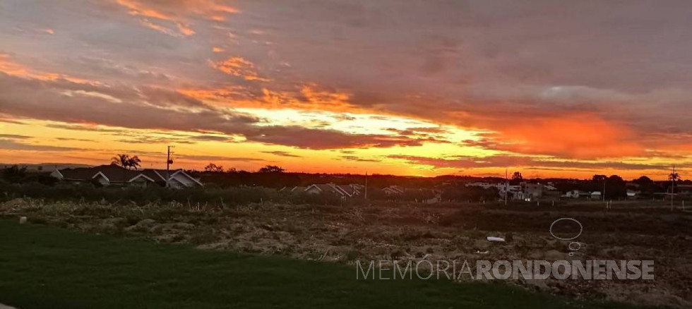 || Pôr do sol na cidade de Marechal Cândido Rondon, em 27 de fevereiro de 2023.
Imagem: Acervo e crédito Valdemir José Sonda - FOTO 19 -