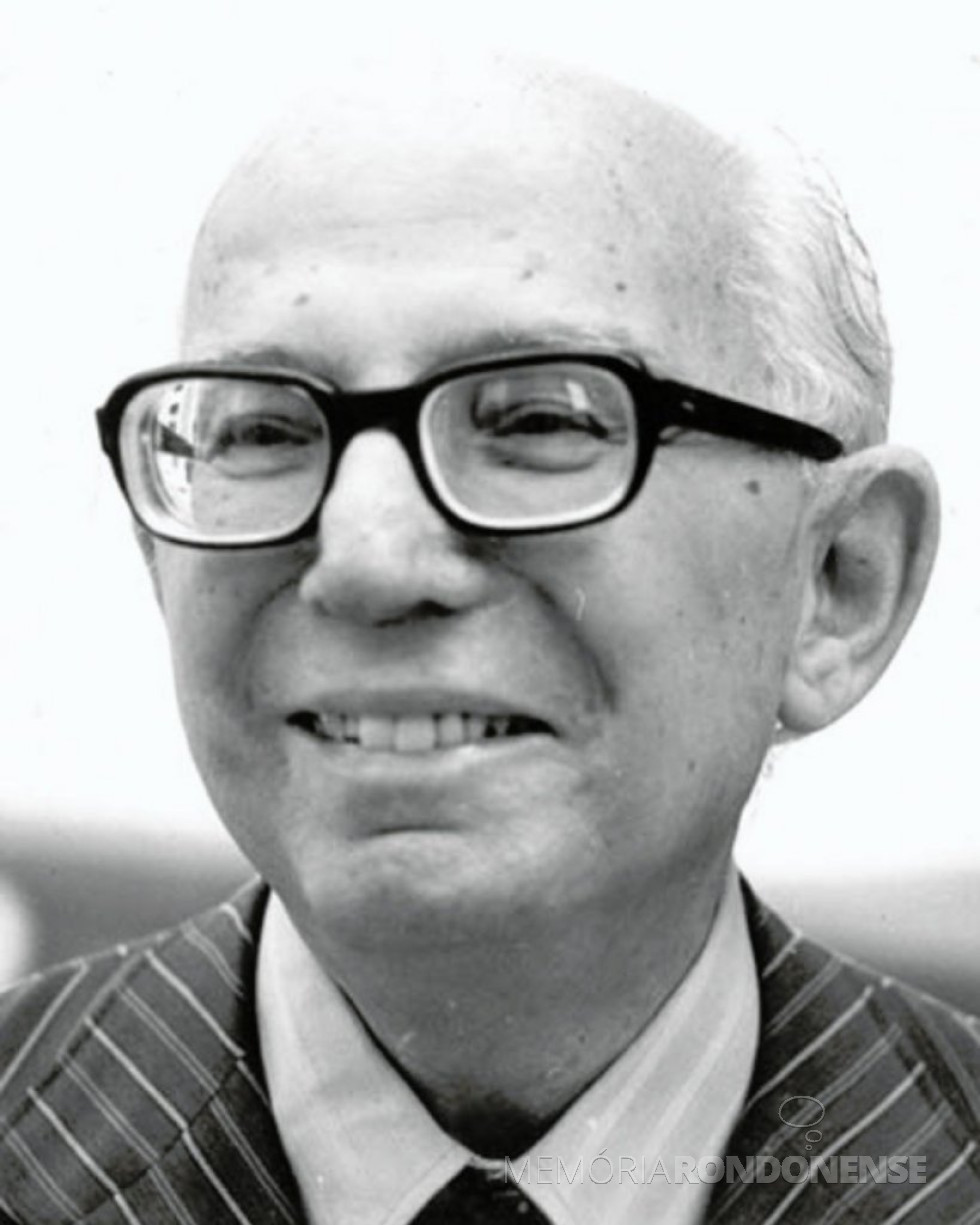 || Frederico Trotta , segundo e último governador nomeado para extinto Território do Iguaçu, em fevereiro de 1946.
Imagem: Acervo da Família - FOTO 7 -