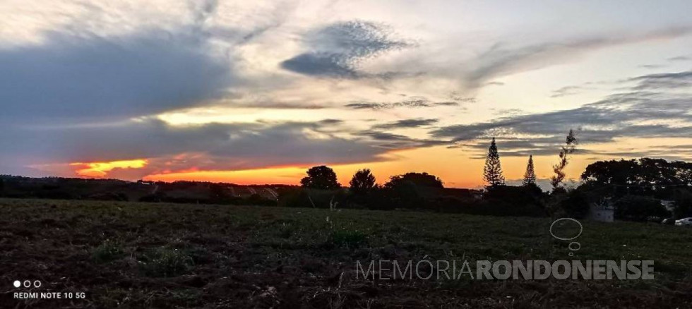|| Amanhecer em Marechal Cândido Rondon, em 10 de março de 2023.
Imagem: Acervo e crédito do rondonense Valdemir Sonda - FOTO 14 -