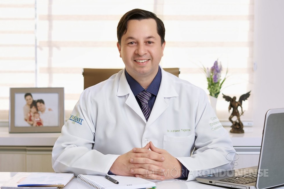|| Médico-gastroenterologista Adriano Tagara, em março de 2023.
Imagem: Acervo pessoal - FOTO 13 - 