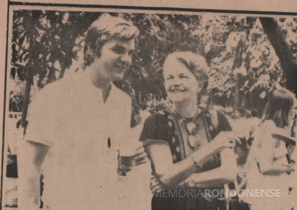 || Dieter Leonard Seyboth e sua mãe dra. Ingrun num evento em março de 1978.
Imagem: Acervo Projeto Memória Rondonense - FOTO 10 -