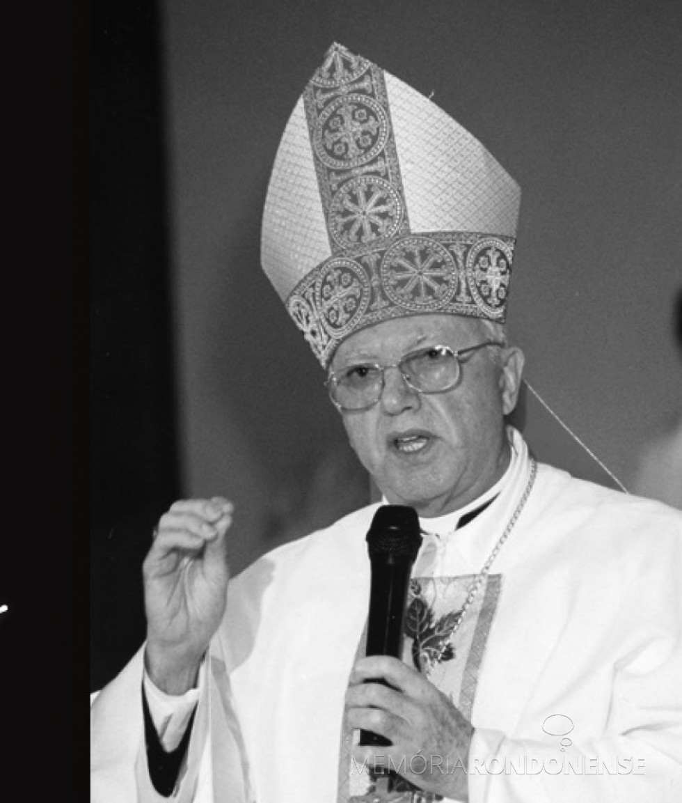 || Arcebispo emérito D. Lúcio Ignácio Baumgartner, de Cascavel (PR), falecido em começo de abril de 2023.
Imagem: Acervo Diocese de Toledo - FOTO 30 - 