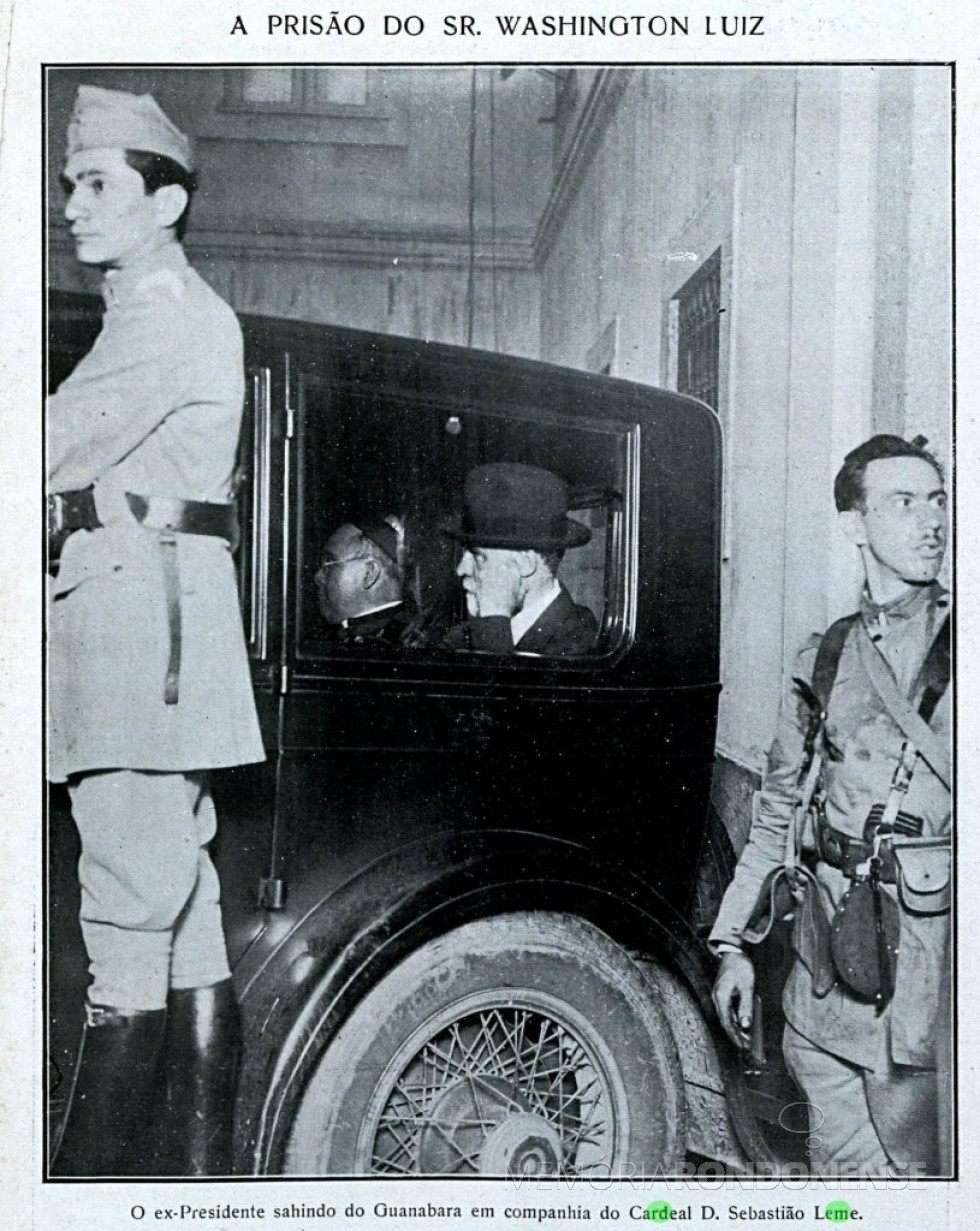 || Washington Luíz detido e conduzido para o exílio em outubro de 1937.
Imagem: Acervo A República Brasileira/Facebook - FOTO 3 -