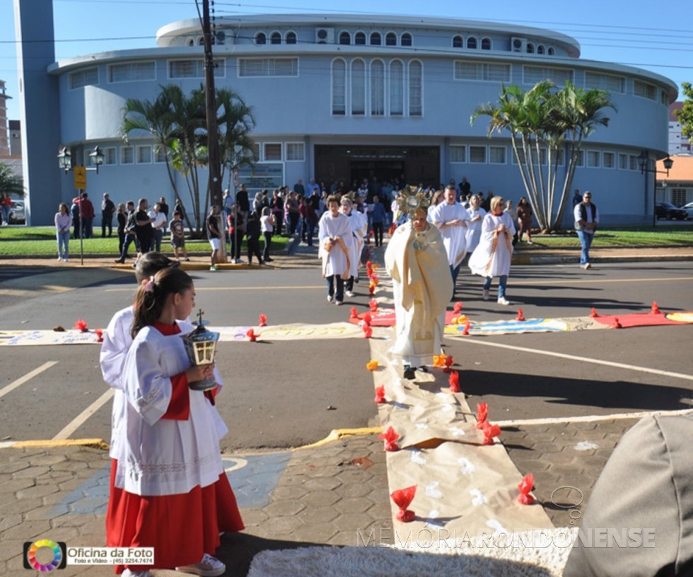 || Procissão de celebração de Corpus Christi em Marechal Cândido Rondon, em junho de 2023.
Imagem: Acervo Rosane Kozerski Kunzler - FOTO 19 -