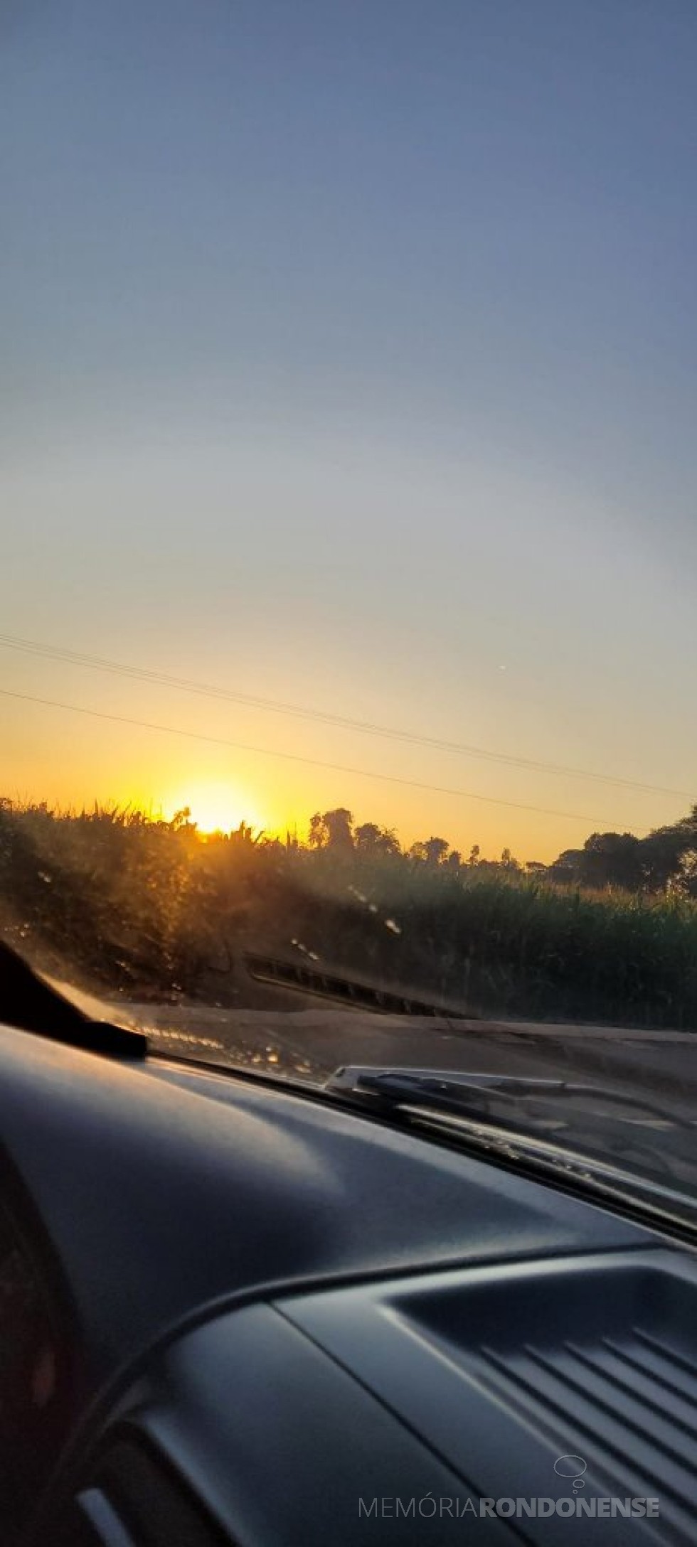 || Por do sol no interior do município de Marechal Cândido Rondon, em 21 de junho de 2023.
Imagem: Acervo e crédito da pioneira rondonense Ilda Bet - FOTO 14 -
