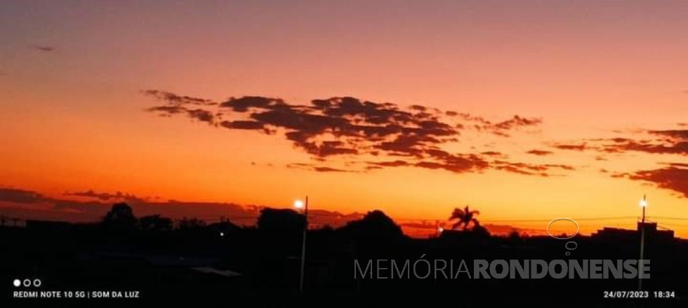 || Pôr do sol na cidade de Marechal Cândido Rondon em 24 de julho de 2023.
Imagem: Acervo e crédito do rondonense Valdemir José Sonda- FOTO 14 -