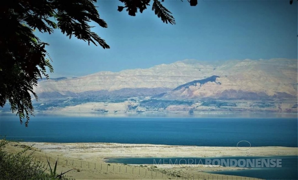 || Mar Morto integra o cenário profético-geográfico da visão do profeta Ezequiel.
A imagem captada pelo  autor  e anexada ao texto compartilhado  - FOTO 29 -