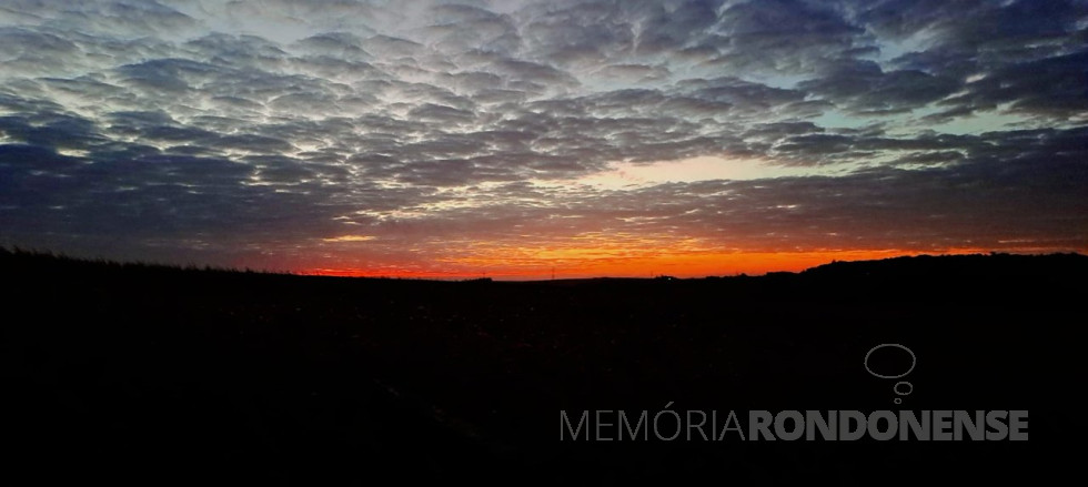|| Pôr do sol em Marechal Cândido Rondon em 06 de julho de 2023, fotografado desde a localidade de Quinta das Seleções pelo rondonense Fredi Rockenbach - FOTO 34 -