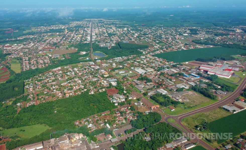 || Vista aérea da cidade de Marechal Cândido Rondon, em foto de 2021.
Imagem: Acervo Imprensa - PM-Mal. Rondon - FOTO 44 - 