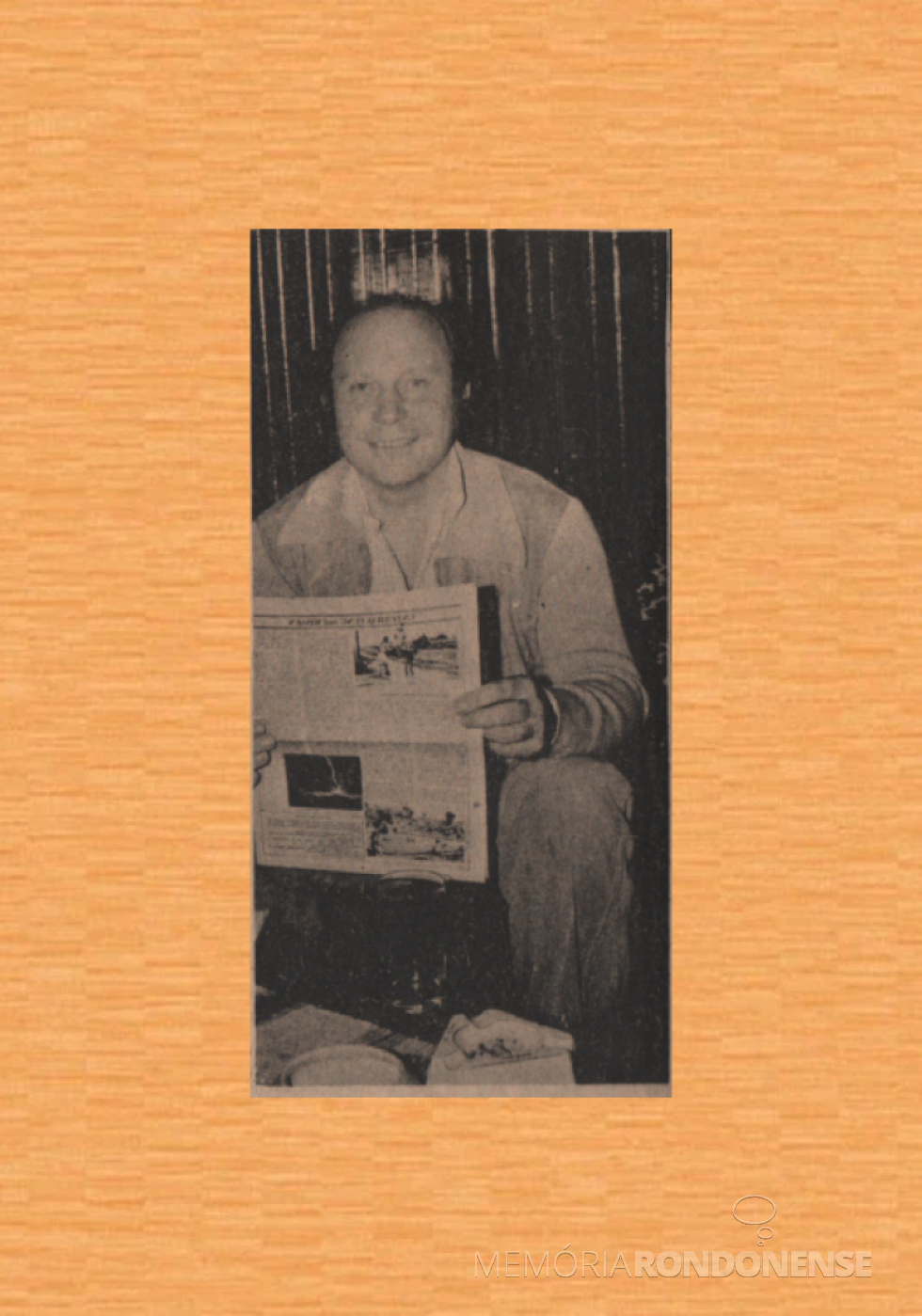 || Rainer Mühlig, vice-cônsul da Alemanha, que visitou a cidade de Marechal Cândido Rondon, em julho de 1978.
Imagem: Acervo Projeto Memória Rondonense/Família Ariovaldo Luiz Bier - extrato do jornal