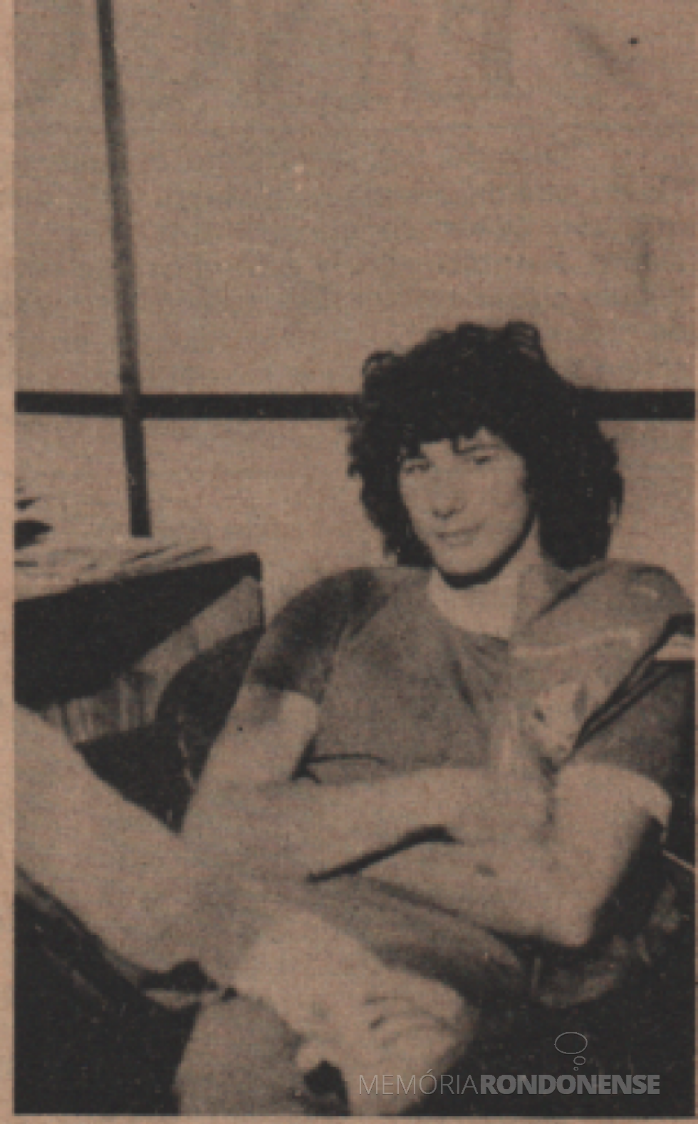 || Atleta Valmir Fassina que vistou a cidade de Marechal Cândido Rondon, em julho de 1978.
Imagem: Acervo Projeto Memória Rondonense/Família Ariovaldo Luiz Bier - extrato do jornal